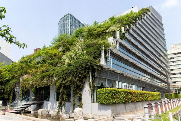2 ejemplos de arquitectura moderna japonesa